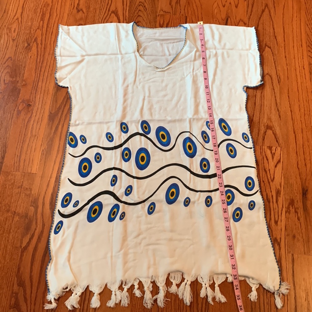 New Beach Cover Up - Picture 6 of 8